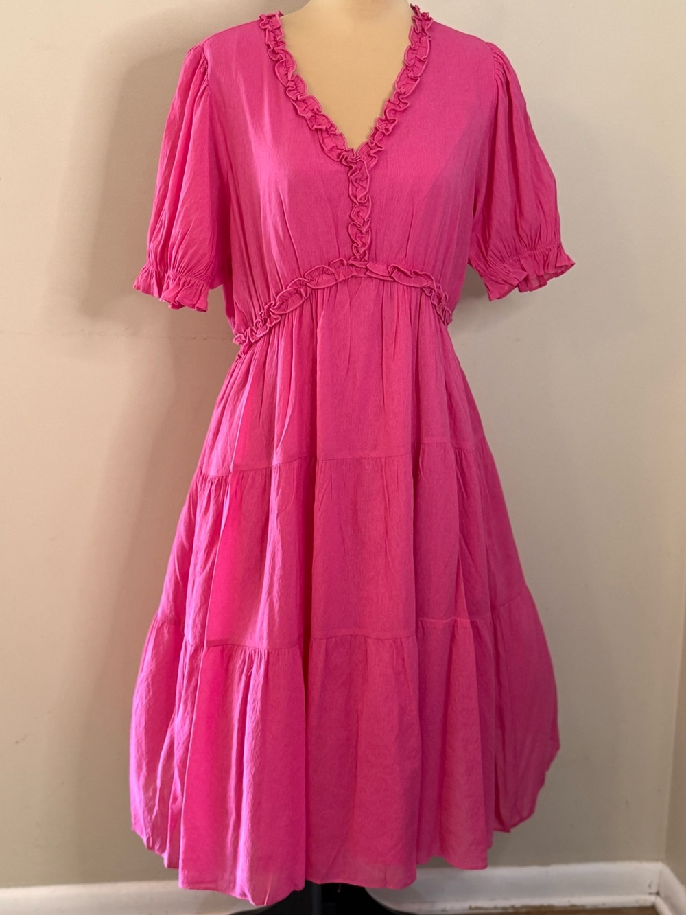 Jodifl pink ruffled tiered midi dress short sleeves SZ LG - Picture 5 of 15